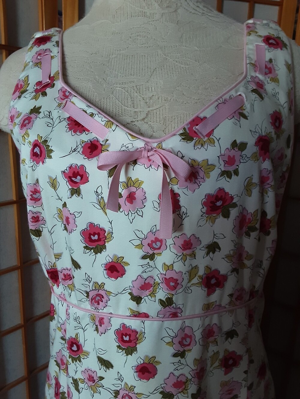 "Sag Harbor" Dainty Floral Dress
